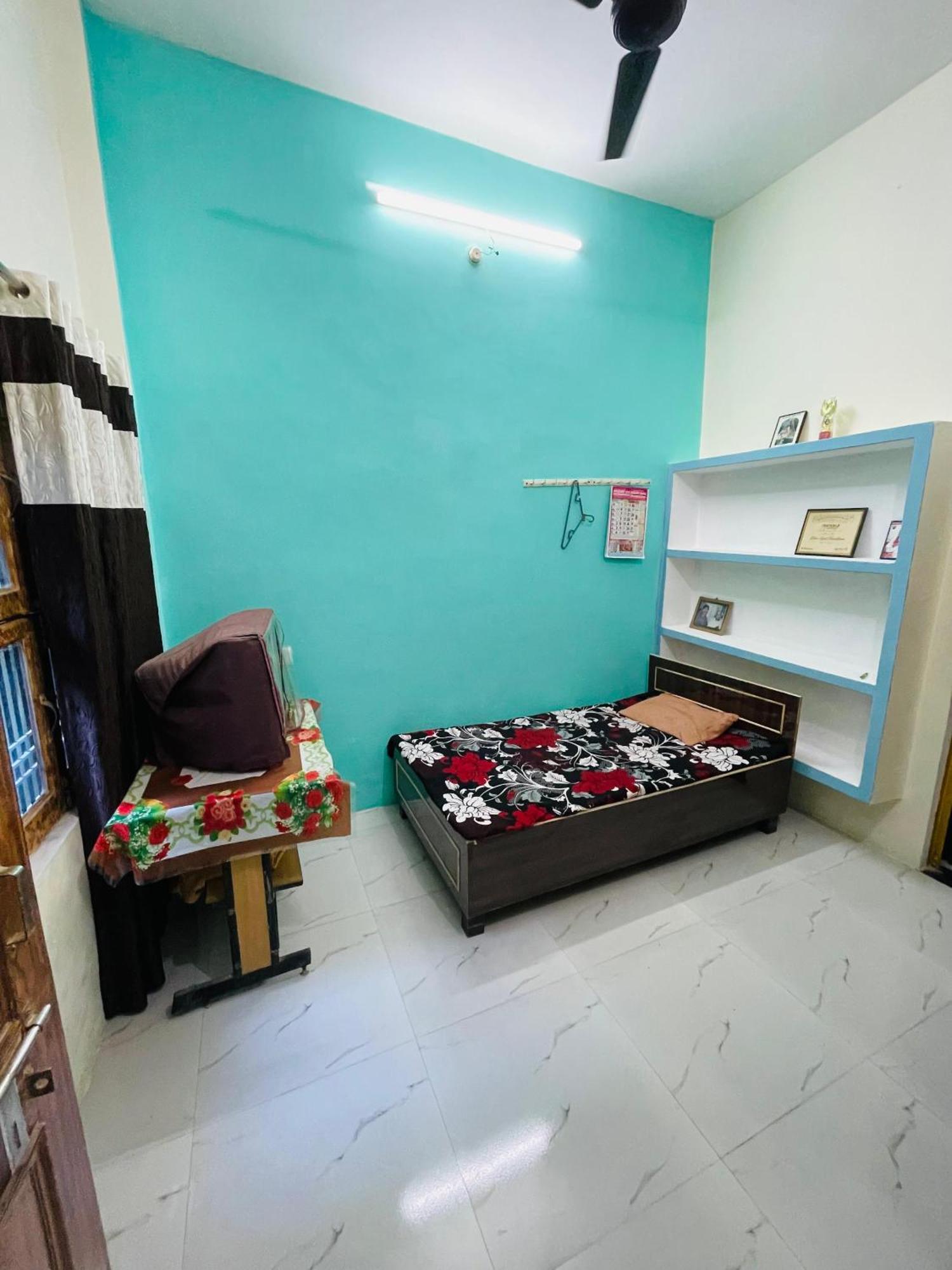 Bajrang Kutir 17 Holiday home *